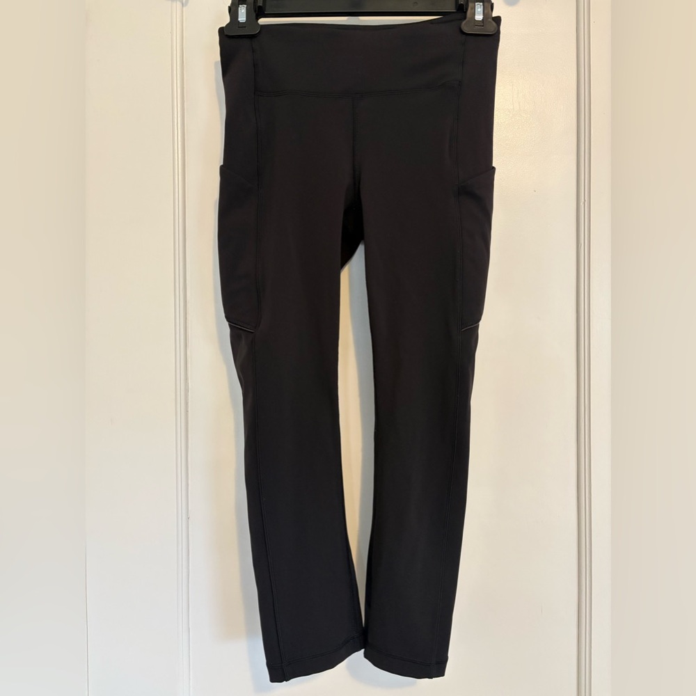 lululemon athletica Women’s Black Leggings with Side and Zipper Back Pockets 4